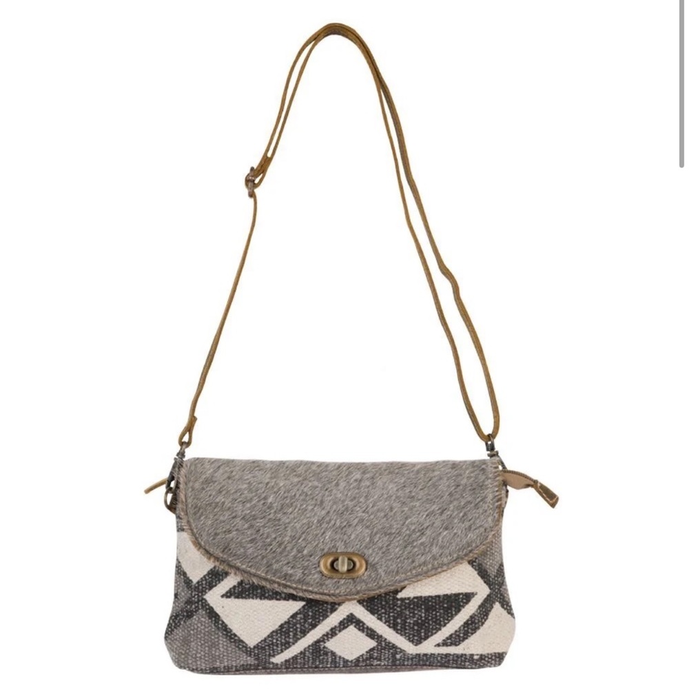 Myra Clandestine Crossbody